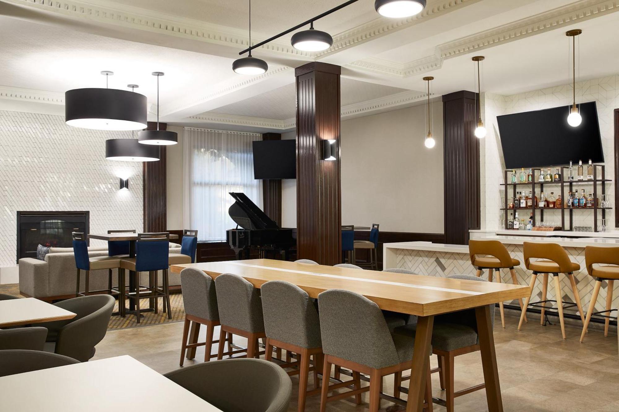Holiday Inn Hotel & Suites Madison West - Middleton By Ihg מראה חיצוני תמונה